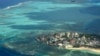 ARCHIVO - Vista aérea de la isla de San Andrés, Colombia, el 5 de septiembre de 2013.