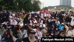 Deklarasi relawan "2019 Ganti Presiden" di pelataran Monas, Jakarta Pusat (foto: dok). 