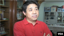 FILE - Chinese activist Feng Zhenghu in 2010 / VOA Mandarin