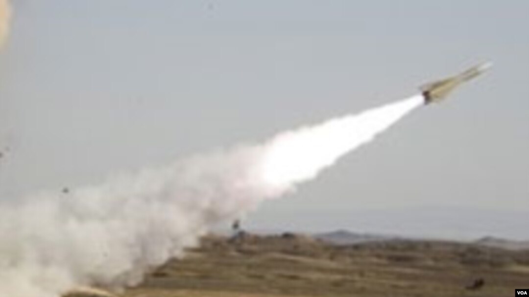 Iran melakukan uji coba rudal S-200 buatan Iran dalam sebuah latihan militer (Foto: dok)