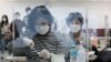 Petugas medis menghadiri pelatihan untuk mempelajari cara memberikan suntikan vaksin COVID-19 di Asosiasi Perawat Korea di Seoul, Korea Selatan, Rabu, 17 Februari 2021. (Foto: dok).