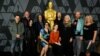 Para aktor dan aktris yang dinominasikan dalam film-film Oscar 2017 berfoto di Academy of Motion Picture Arts and Sciences, di Beverly Hills, California, 1 Maret 2018.