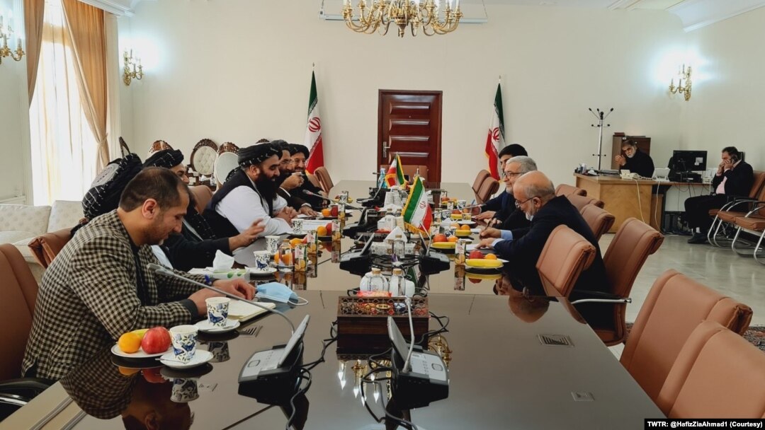 ایران ته د امیر خان متقي د سفر دا عکس، د طالبانو د خارجه وزارت نایب ترجمان حافظ ضیآ احمد خپور کړی