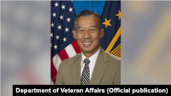 Ông Dat Tran hiện là phó trợ lý bộ trưởng cao cấp đặc trách Văn phòng Tích hợp Tổ chức thuộc Bộ Sự vụ Cựu Chiến binh Hoa Kỳ.