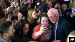 Mgombea kiti wa chama cha Democratic Seneta Bernie Sanders Des Moines, Iowa.