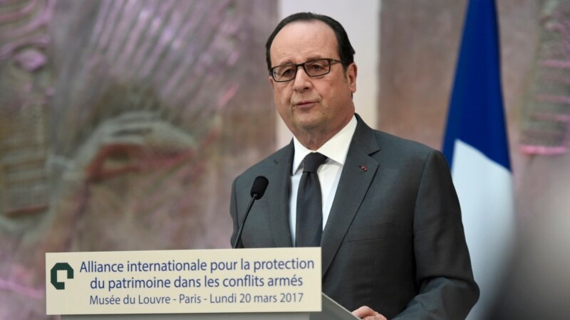 Présidentielle française : Hollande met au défi les candidats qui veulent quitter l'Europe