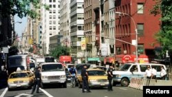 미국 뉴욕시 렉싱턴의 유엔 주재 쿠바대표부 건물 주변에서 경찰이 교통 통제를 하고 있다. (자료사진)