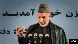 Dokumen yang dibocorkan WikiLeaks menyebut Presiden Hamid Karzai sebagai lemah dan tidak berpengaruh.