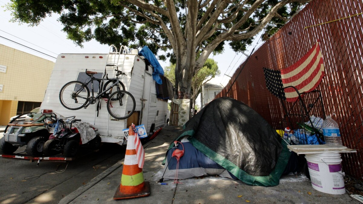 Costly Housing Forces Some to Live in Vehicles - Vimarsana News