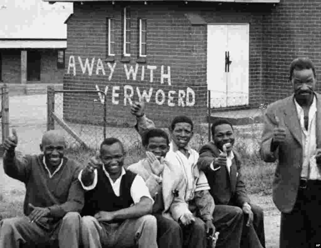 In this March 28 1960 file photo, members of the African National Congress take part in a day of mourning at Orlando East, near Johannesburg, South Africa. (AP)