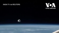 Капсула SpaceX успішно доставила астронавтів НАСА на МКС. Відео