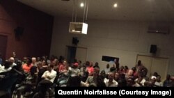 Projection d’un film de Quentin Noirfalisse à Kinshasa, 14 septembre 2017. (Facebook/ Quentin Noirfalisse)