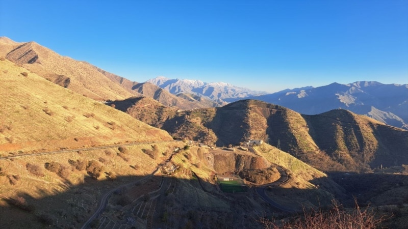 هەوڵ بۆ دروستكردنی ڕێڕەوێكی كۆڵبەری لە سنورەكانی عێراق و ئێران دەدرێت 