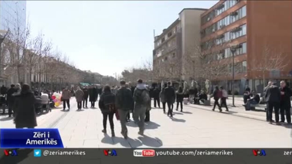 Kosova përballë trysnisë turke