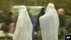 برقع پوش خواتین کو شناختی کارڈ جاری نہیں کیے جا سکتے: بھارتی سپریم کورٹ