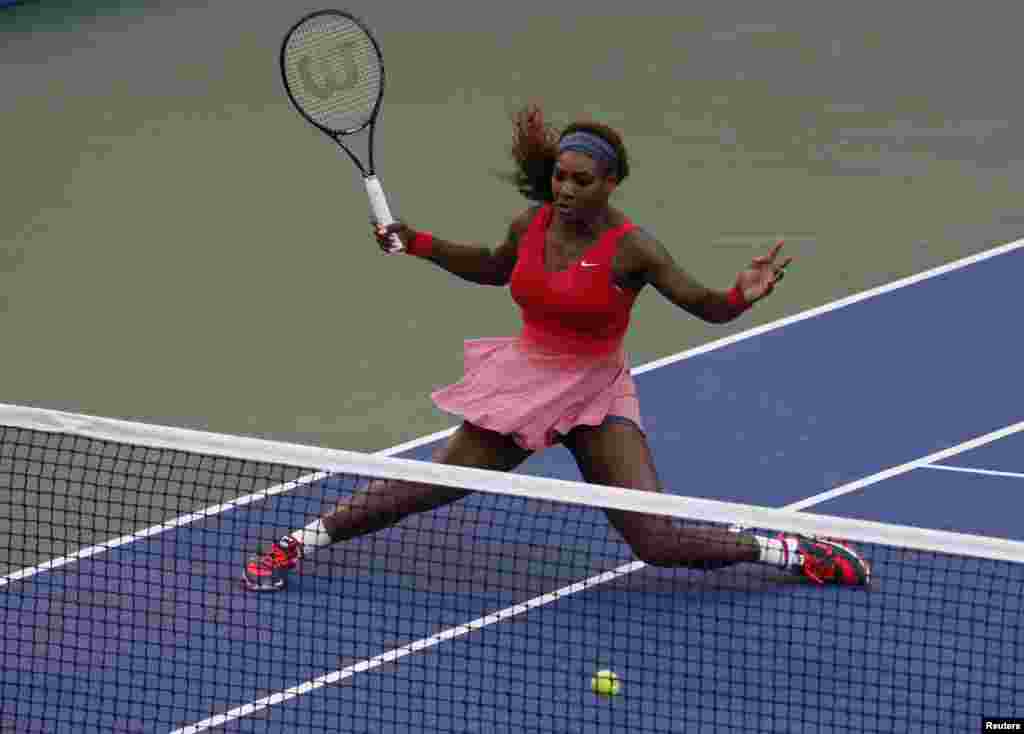 &nbsp;سرینا ولیمز نے یو ایس اوپن ٹینس ٹورنامنٹ کا کامیاب انداز میں دفاع کرتے ہوئے۔
