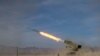 Sebuah misil diluncurkan dalam latihan militer di Isfahan, Iran, pada 28 Oktober 2023. (Foto: Iranian Army/WANA (West Asia News Agency)/Handout via Reuters)