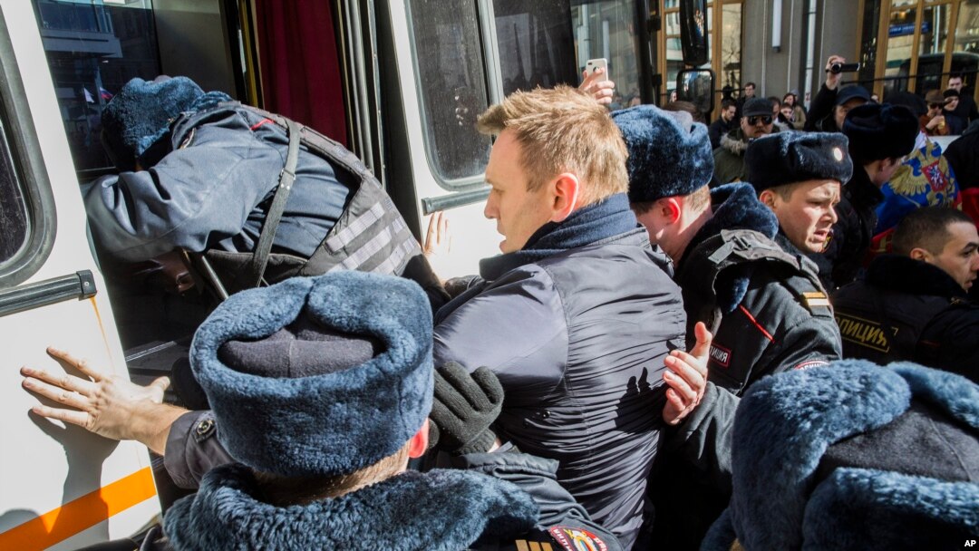 Ông Alexei Navalny bị cảnh sát bắt giữ hôm 26/3.