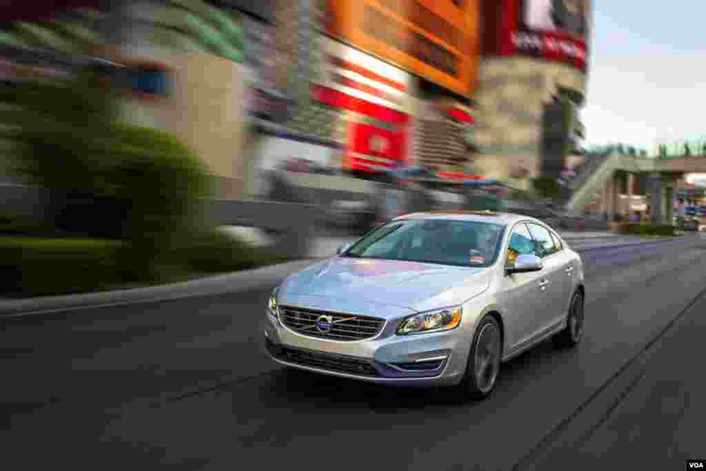 #10 Volvo S60