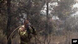 دومین روز تلاش برای مهار آتش‌سوزی حاشیه اورشلیم - دوشنبه