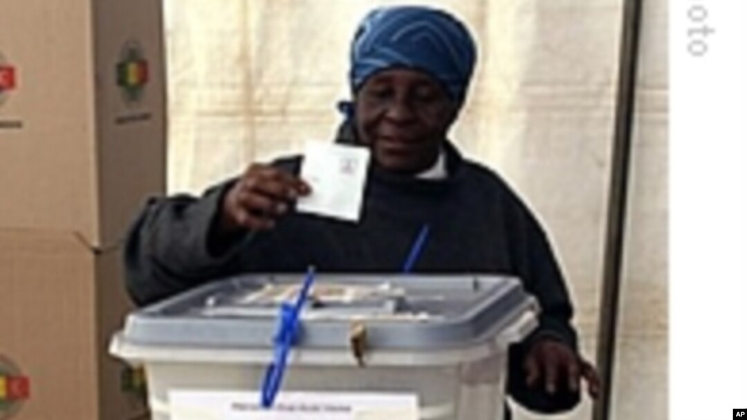 Zimbabwe Election Advocacy Group Urges Shift in Control of Voters List