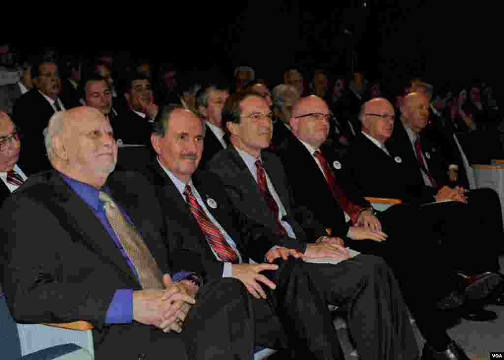 IBB Director Dick Lobo, VOA's Eurasia Division Director Elez Biberaj, VOA's Director David Ensor, DAS Philip Reeker, former senator Dennis DeConicini and former US Ambassador in Tirana William Ryerson (left to right)