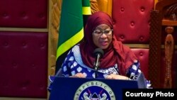 Rais wa Jamhuri ya Muungano wa Tanzania, Samia Suluhu Hassan akihutubia Mabunge Mawili ya Kenya (Bunge la Taifa pamoja na Bunge la Senate la Kenya kwa pamoja Jijini Nairobi leo tarehe 05, Mei, 2021. Picha na Ikulu, Tanzania.