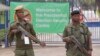 L'armée à la rescousse contre une invasion de chenilles en Zambie