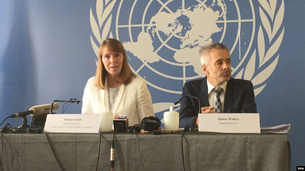 UN Envoy on Human Rights Rhona Smith at a press conference on human rights in Phnom Penh, Cambodia, March 14, 2018. (Hul Reaksmey/VOA Khmer) 