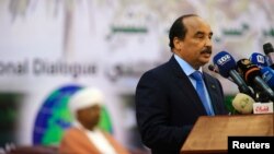 Le président mauritanien Mohamed Ould Abdel Aziz parle lors d'un session à Khartoum, Soudan, le 10 octobre 2016.