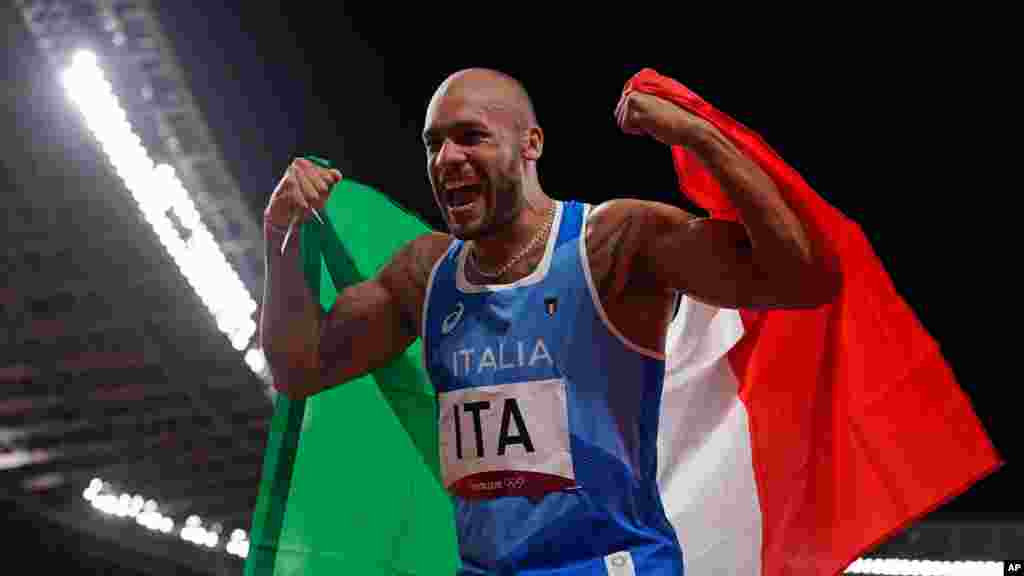 İtaliyalı Lamont&nbsp; Ceykobs 2020 Yay Olimpiya Oyunlarında kişilərin 4 x 100 metrlik estafet yarışının finalında qızıl medal qazanıb