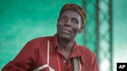 Oliver Mtukudzi