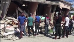 Séisme à Haïti: l'aide internationale s'organise