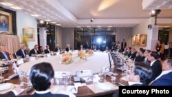 Presiden AS Barack Obama Senin malam (15/2) menjamu sepuluh pemimpin negara/pemerintahan ASEAN dalam "working dinner" di Sunnylands Historic Home.