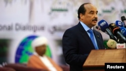 Le président mauritanien Mohamed Ould Abdel Aziz parle lors d'un session à Khartoum, Soudan, le 10 octobre 2016.