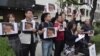 洛杉矶声援《柳叶刀》发文护士 抗议中国政府禁言