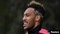 L'attaquant gabonais d'Arsenal, Pierre-Emerick Aubameyang, sur le terrain d'Arsenal à Londres, le 4 avril 2018.