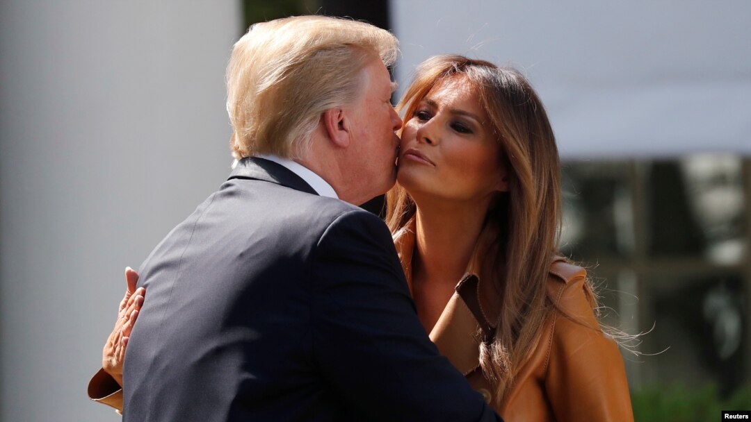 Melania Trump ahobera Umushingantahe wiwe Donald Trump