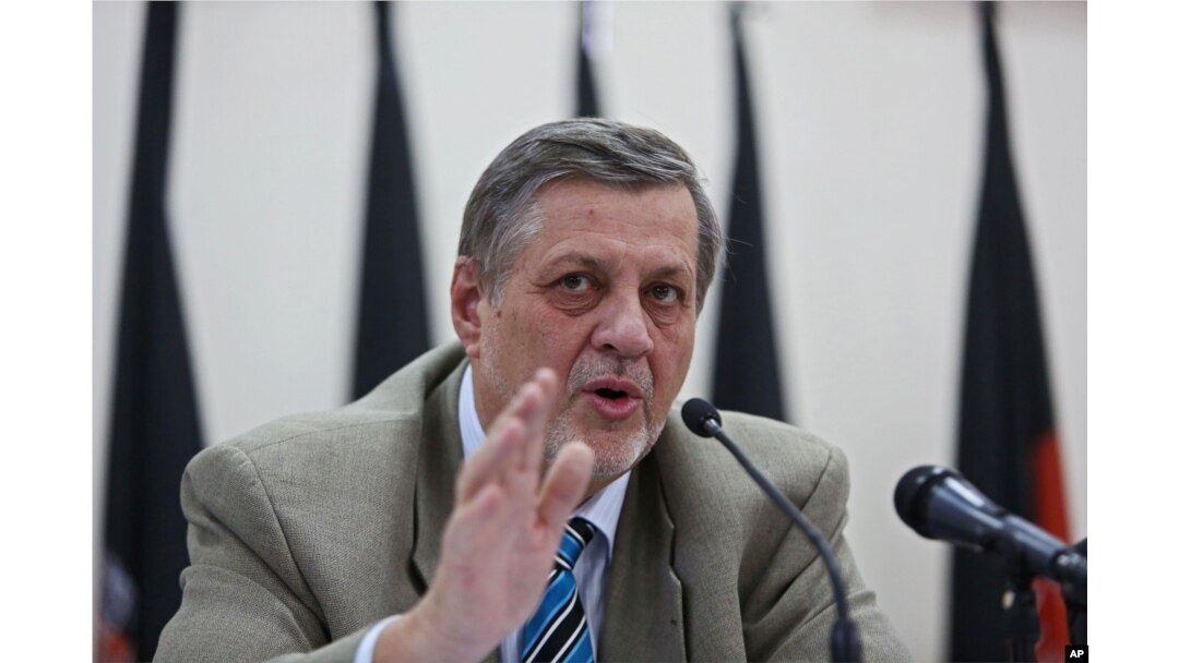 Žan Kubis, tada predstavnik Ujedinjenih nacija za Avganistan, govori tokom konferencije za novinare u Kabulu, 13. jula 2014.