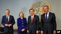 Past meetings of the Middle East Quartet have included (L-R) former British Prime Minister Tony Blair, US Secretary of State Hillary Clinton, UN Secretary-General Ban Ki-moon and Russia's Foreign Minister Sergei Lavrov (file photo)