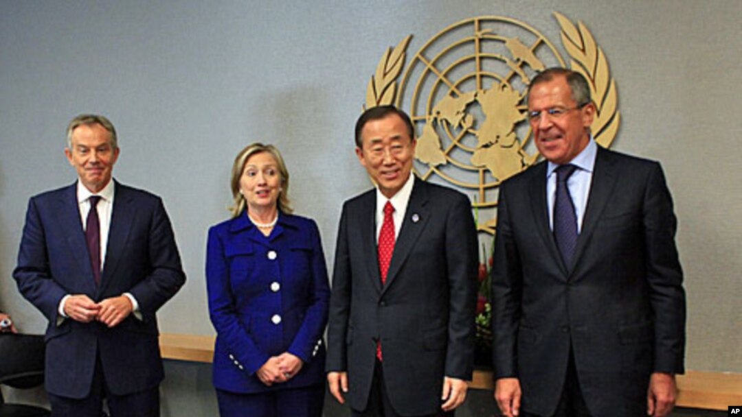 Past meetings of the Middle East Quartet have included (L-R) former British Prime Minister Tony Blair, US Secretary of State Hillary Clinton, UN Secretary-General Ban Ki-moon and Russia's Foreign Minister Sergei Lavrov (file photo)