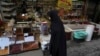 گزارش آسوشیتدپرس از بازار شب عید در ایران: کسی خوشحال نیست