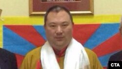 ཨུ་རུ་སུའི་ཚན་རིག་པ་དང་ནང་པའི་བགྲོ་གླེང་།