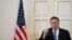 El Secretario de Estado de los Estados Unidos, Mike Pompeo, asiste a una conferencia de prensa con el Ministro de Relaciones Exteriores griego, Nikos Dendias, luego de su reunión en el Ministerio de Relaciones Exteriores en Atenas, Grecia.