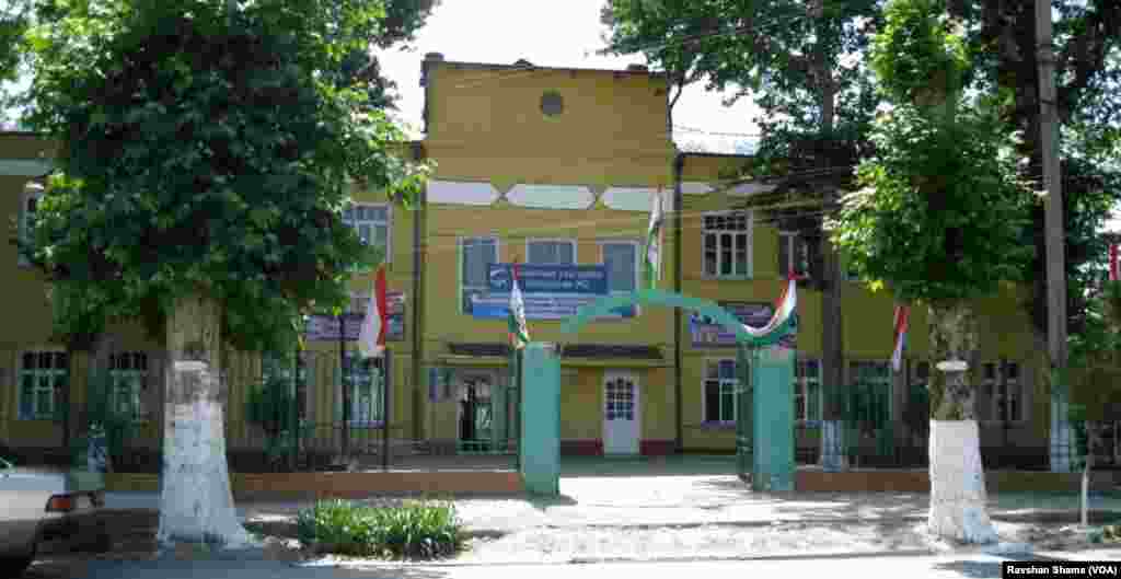 Tojikistonda referendum: bosh qomus o'zgartiriladi