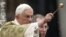 Papa Benedikti bën thirrje për mospërfshirje në akte dhune në Lindjen e Mesme