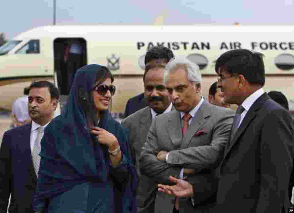 حنا رباني کهر د پاکستان د بهرنیو چارو نوی وزيره په عکسونو کې