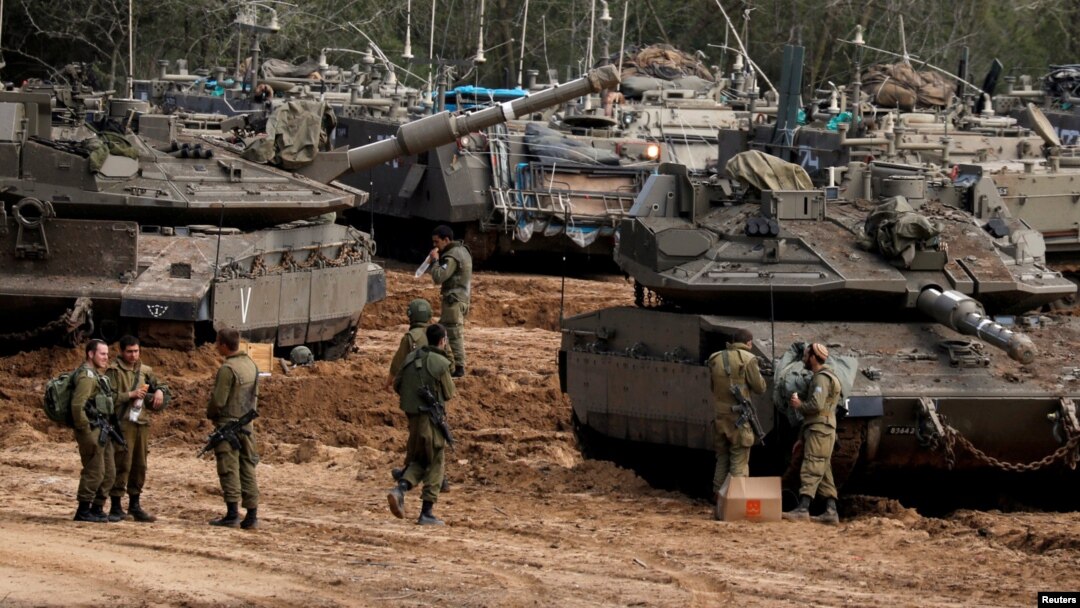 Pasukan Israel siaga di perbatasan dengan Jalur Gaza, Israel selatan (foto: ilustrasi). 