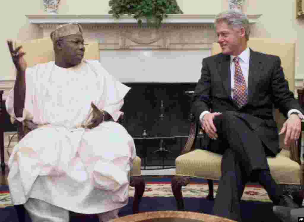 Obasanjo with President Bill Clinton.