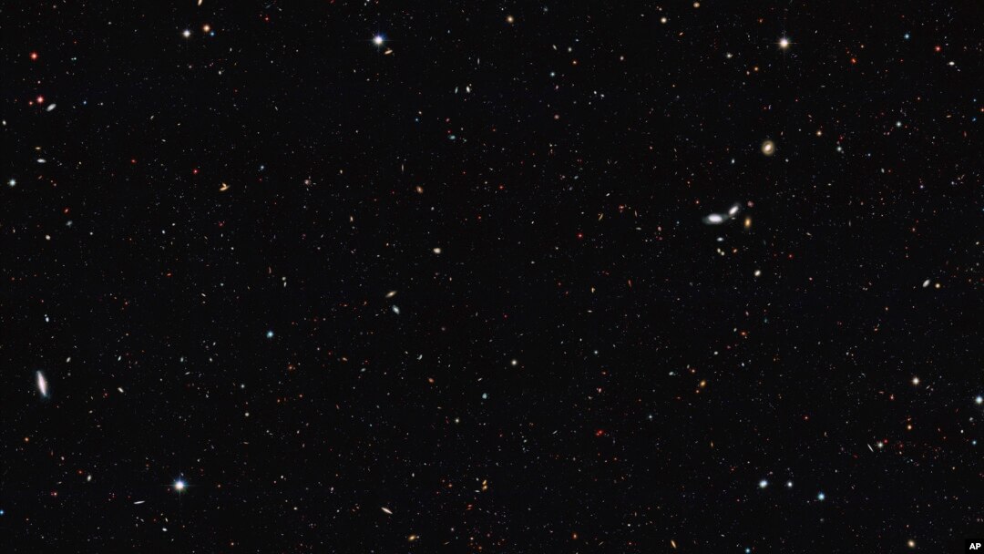 Gambar NASA yang menunjukkan sebagian galaksi.